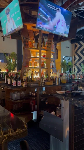 Casa Fuego Wood Fired Latin Fusion - Restaurant - Cocktails photo 6